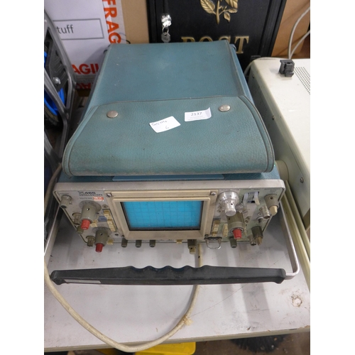 2137 - Tektronix 465 oscilloscope