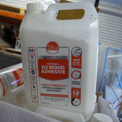 2172 - 4 x 5ltr bottles and 3 x 1ltr bottles of unused Timco wood glue