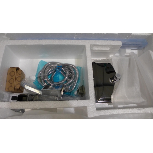 3086 - Dual Shower Head Kit