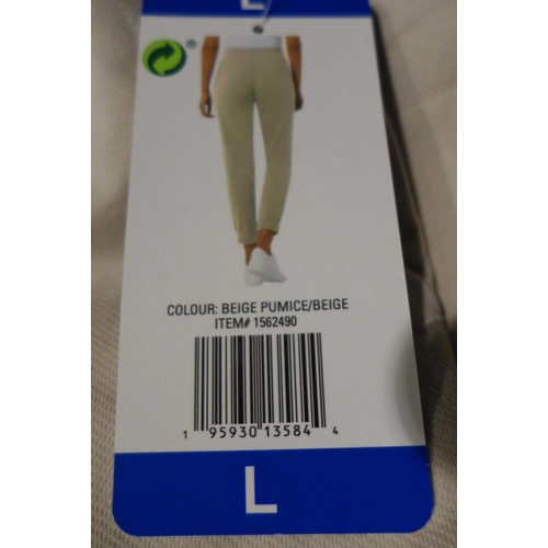 3121 - 10 Pairs of women's 32° Cool cream joggers, size L * this lot is subject to VAT