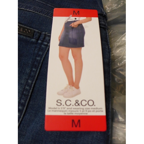 3161 - 8 Women's S.C. & Co. medium denim skirts * this lot is subject to VAT