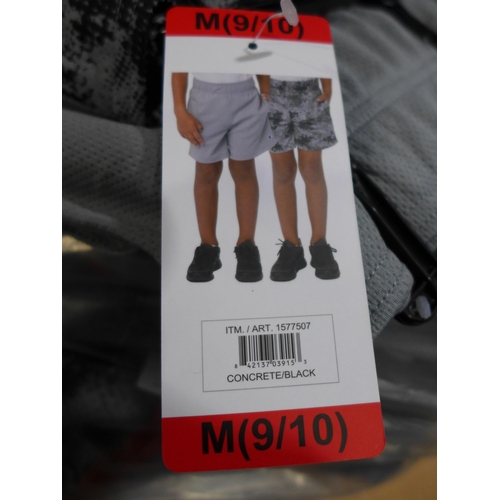 3172 - Bag of boy's Champion shorts - concrete and black - all size medium * this lot is subject to VAT