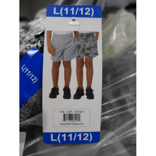 3174 - Bag of boy's Champion shorts - concrete and black - all size large * this lot is subject to VAT