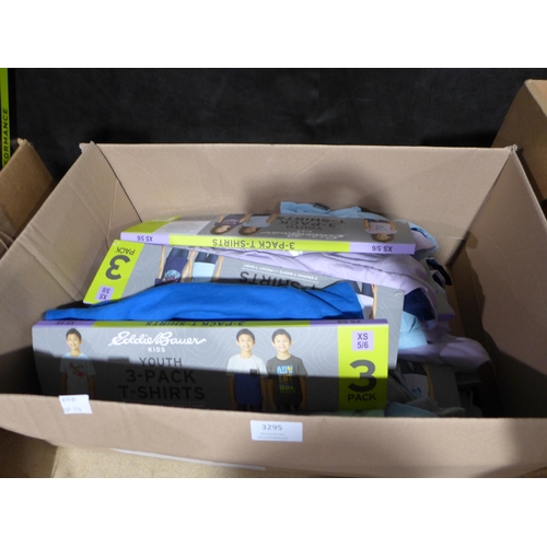 3295 - Box of children's T-shirt packs - mixed sizes and styles * this lot is subject to VAT