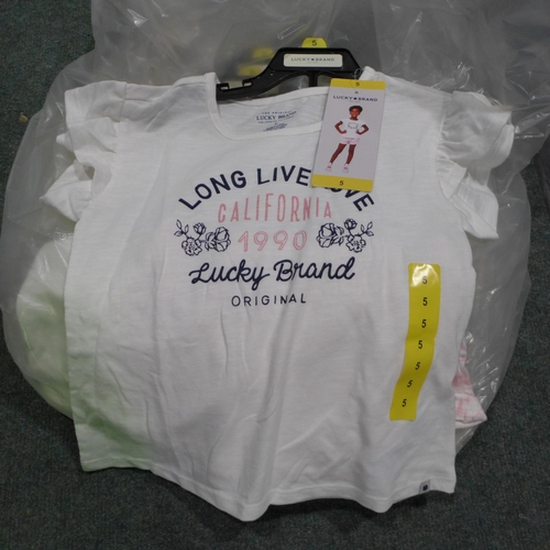 3405 - 8 Girls Lucky Brand shorts & T-shirt sets size 5 years * this lot is subject to VAT