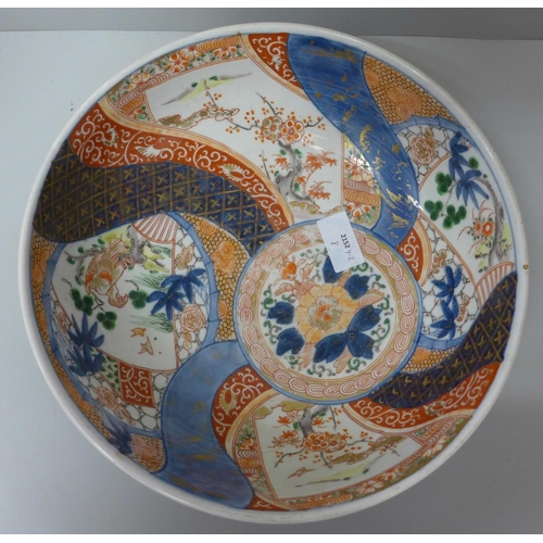 601 - An early 19th Century Oriental porcelain bowl