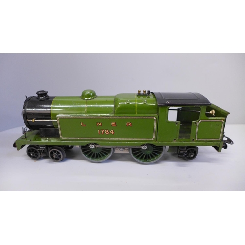 609 - Hornby 20v electric O gauge LNER 1784 4-4-2 tank locomotive in reproduction box