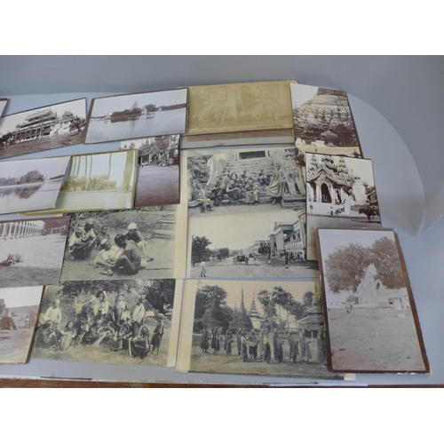 615 - Stereoview cards and black and white photographs of Italy, India and the far east and European coast... 