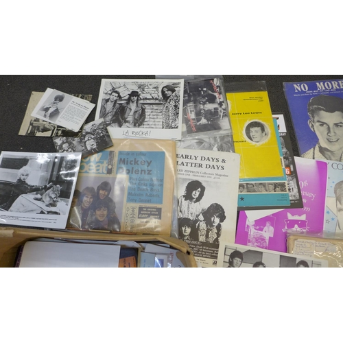 712 - A collection of music event programmes, music promotional material and journals