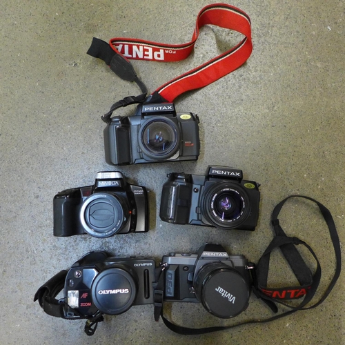 718 - Five 35mm cameras and lenses, Pentax P3OT, SFX, SFXN, Minolta Dynax 5000i and Olympus AZ-300 Super Z... 