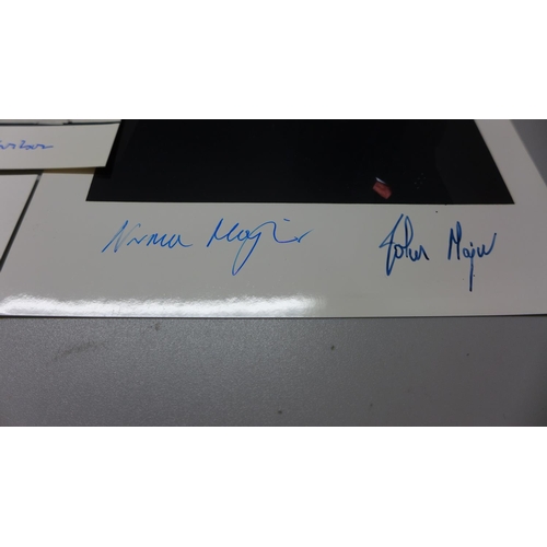 777B - British politics: Margaret Thatcher, Harold Wilson, John Major and Norma Major signed publicity phot... 