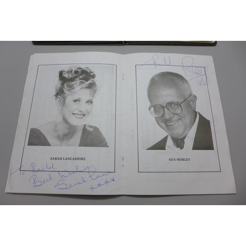 783 - An autograph book containing signatures of Coronation Street cast, 1970's Gerry Dorsey, Billy Two-Ri... 