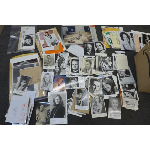 800 - A large collection of autographs, mainly TV and soaps, Eastenders, The Bill, etc.