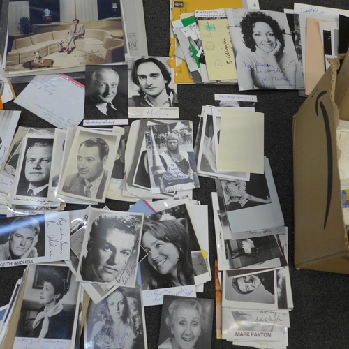 800 - A large collection of autographs, mainly TV and soaps, Eastenders, The Bill, etc.