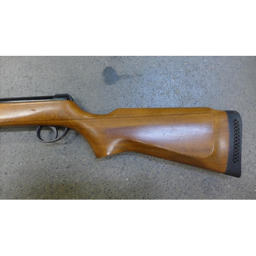 831 - A BSA Meteor air rifle, without back-sight