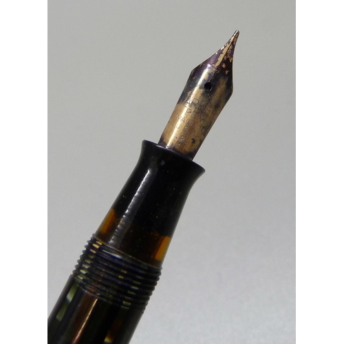 870A - A Parker Duofold pen, pencil and pencil leads