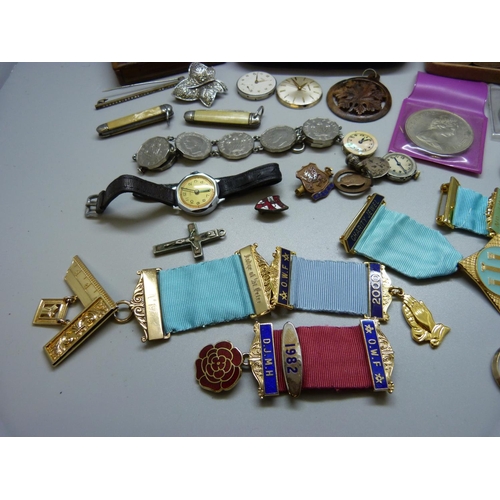 951 - Assorted medals, coins, brooches, etc.