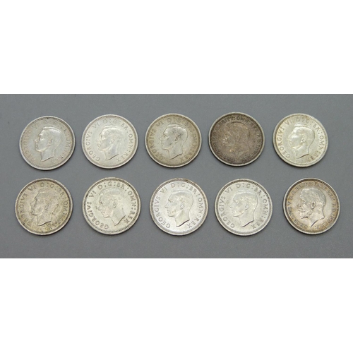 985 - Ten 3d coins, 1930s and 1940