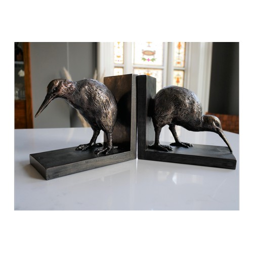 1329 - A pair of Kiwi bookends, H 16cms (762916)   #