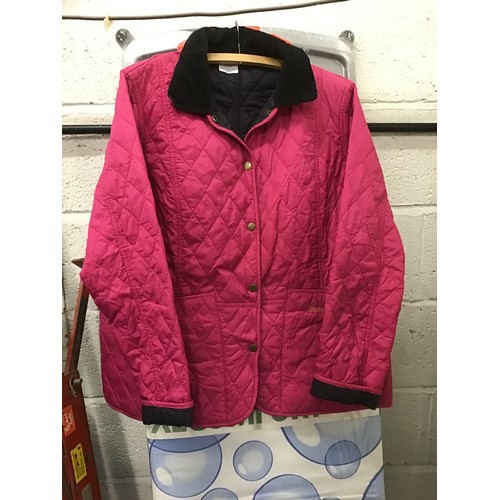 2253 - Fuchsia ladies Barbour quilted shooting/walking jacket