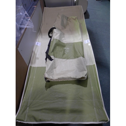 3073 - Xl Folding Camp Cot  (277-172 ) * This lot is subject to vat