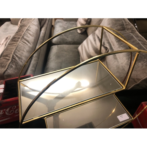 1500 - A gold display unit with bevelled mirror shelves (WF245310)   #