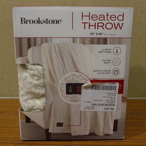 3101 - Brookstone Heated Throw  50 x 60(277-148 ) * This lot is subject to vat