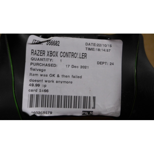 3151 - 2 Razer Wolverine V2 Xbox Controllers (For xBox x/s/ one) (279-11/12)      * This lot is subject to ... 