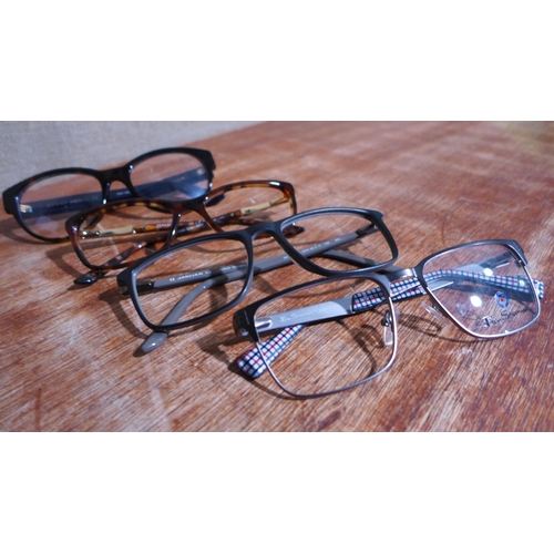 3152 - Jaguar black plastic Glasses, Ben Sherman Glasses, Gucci tort blue plastic Glasses, (ALL DAMAGED) Or... 