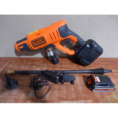 3165 - B&D cordless 18V Pressure Washer With Battery  (276-295)  * This lot is subject to vat