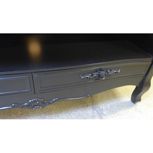 1659 - A black two drawer media unit