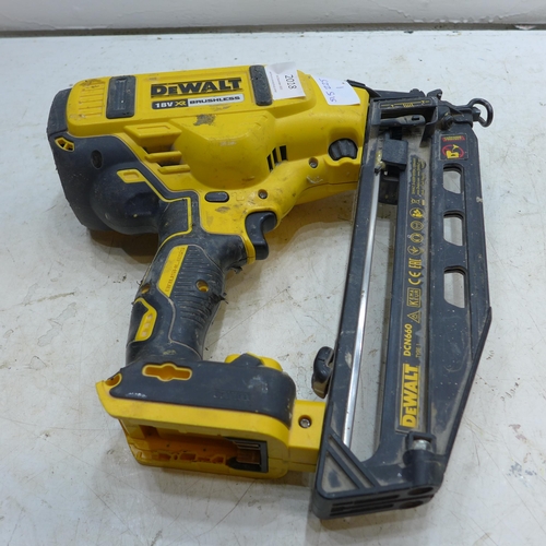 2018 - Dewalt 18V cordless gun and drill a/f, gun misfiring