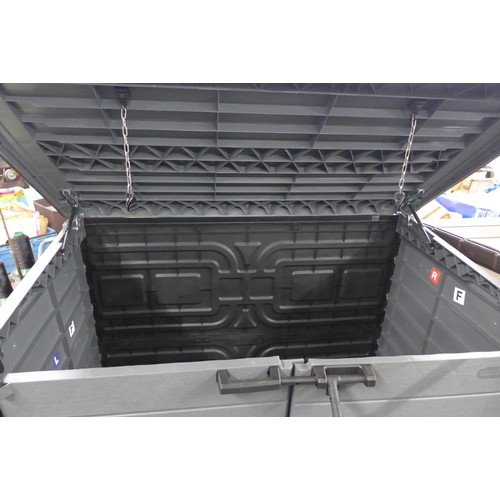 2336 - Duramax heavy duty storage box