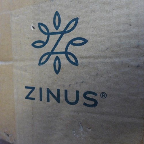 1595 - A Zinus kingsize memory foam mattress