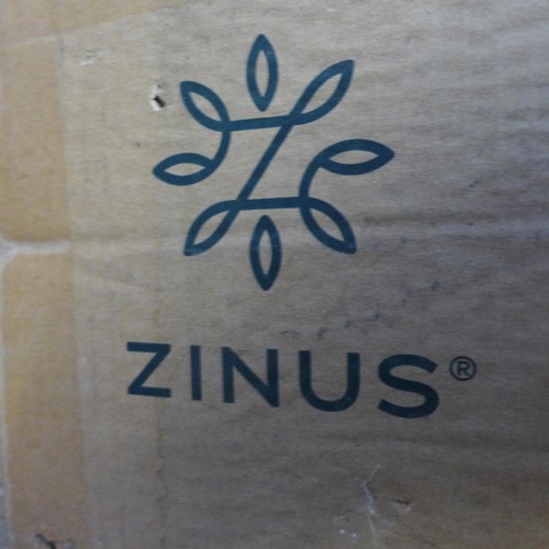 1596 - A Zinus kingsize memory foam mattress