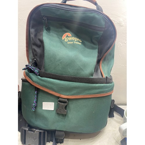 2231 - Scarce lightly used Lowepro Orion Trekker 35mm/medium format padded pro camera backpack - original R... 