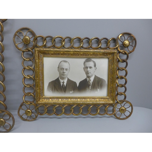 607 - A pair of Victorian gilt chain-link picture frames