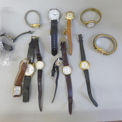 654 - A quantity of wristwatches