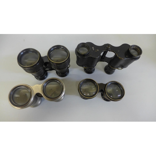 658 - Binoculars and theatre glasses