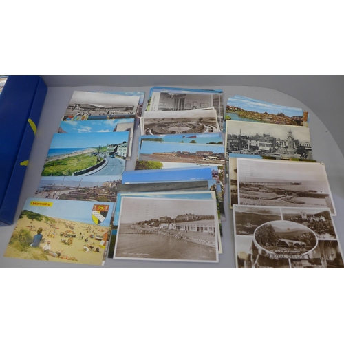 713 - Postcards; a collection of vintage to modern postcards