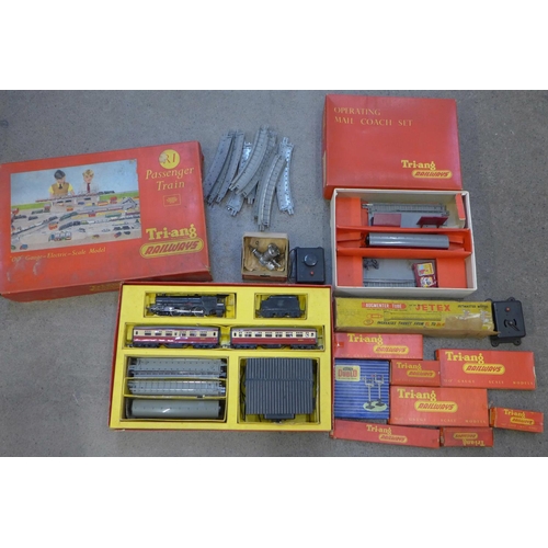 740 - A collection of Hornby Dublo and Tri-ang model rail, carriages, wagons, track, etc.