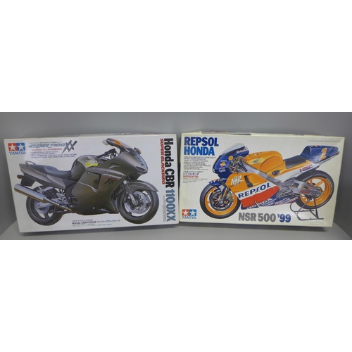 773 - Two Tamiya motorcycle model kits, Repsol Honda NSR500 '99 and Honda CBR 1100XX Super Blackbird