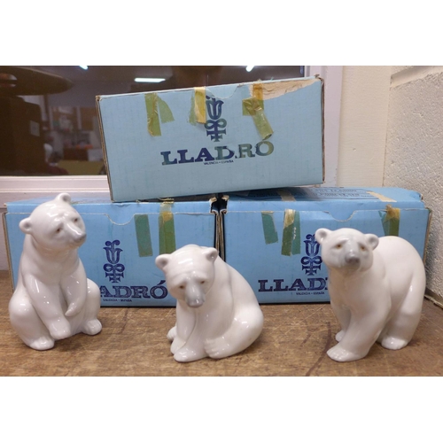 802 - Three Lladro figures of polar bears, boxed