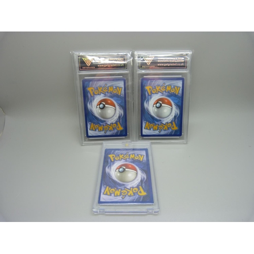 837 - 2020 and 2021 Mew V Get graded 8.5 Pokemon cards, holo plus 2000 promo Mewtwo in protective case