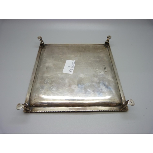 846 - A square silver salver, London 1912, 491g