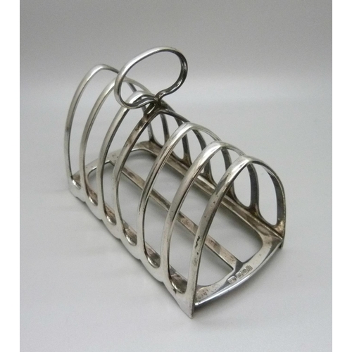 861 - A silver toast rack, Sheffield 1912, 175g