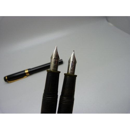 872 - A Parker Duofold fountain pen with 18k nib and two Sheaffer fountain pens