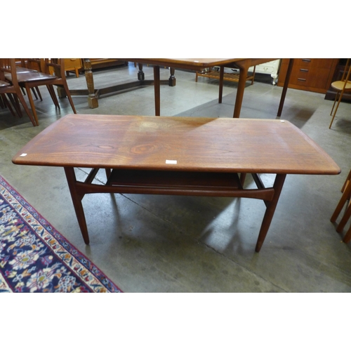 21 - A Danish teak coffee table