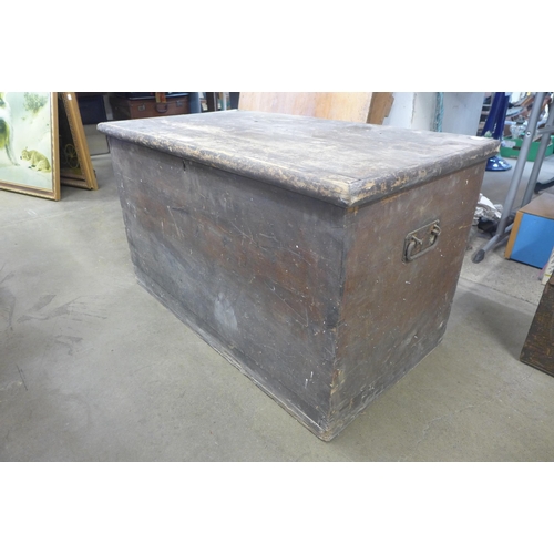 234 - A Victorian pine blanket box