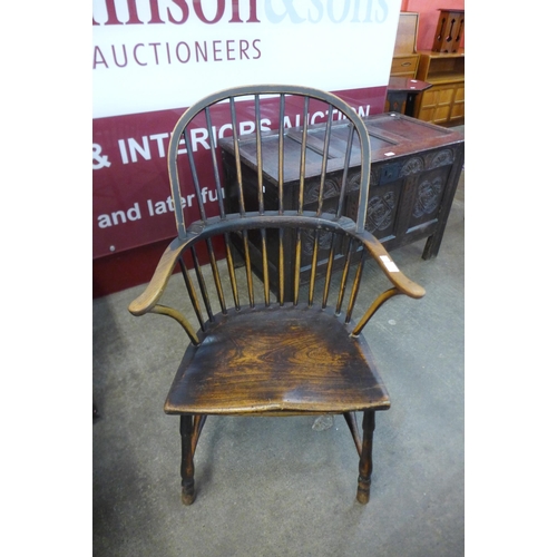 92 - A 19th Century primitive elm Windsor chair